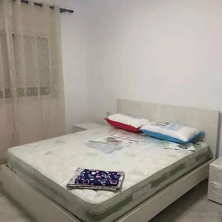 Apartment Jon 1 *